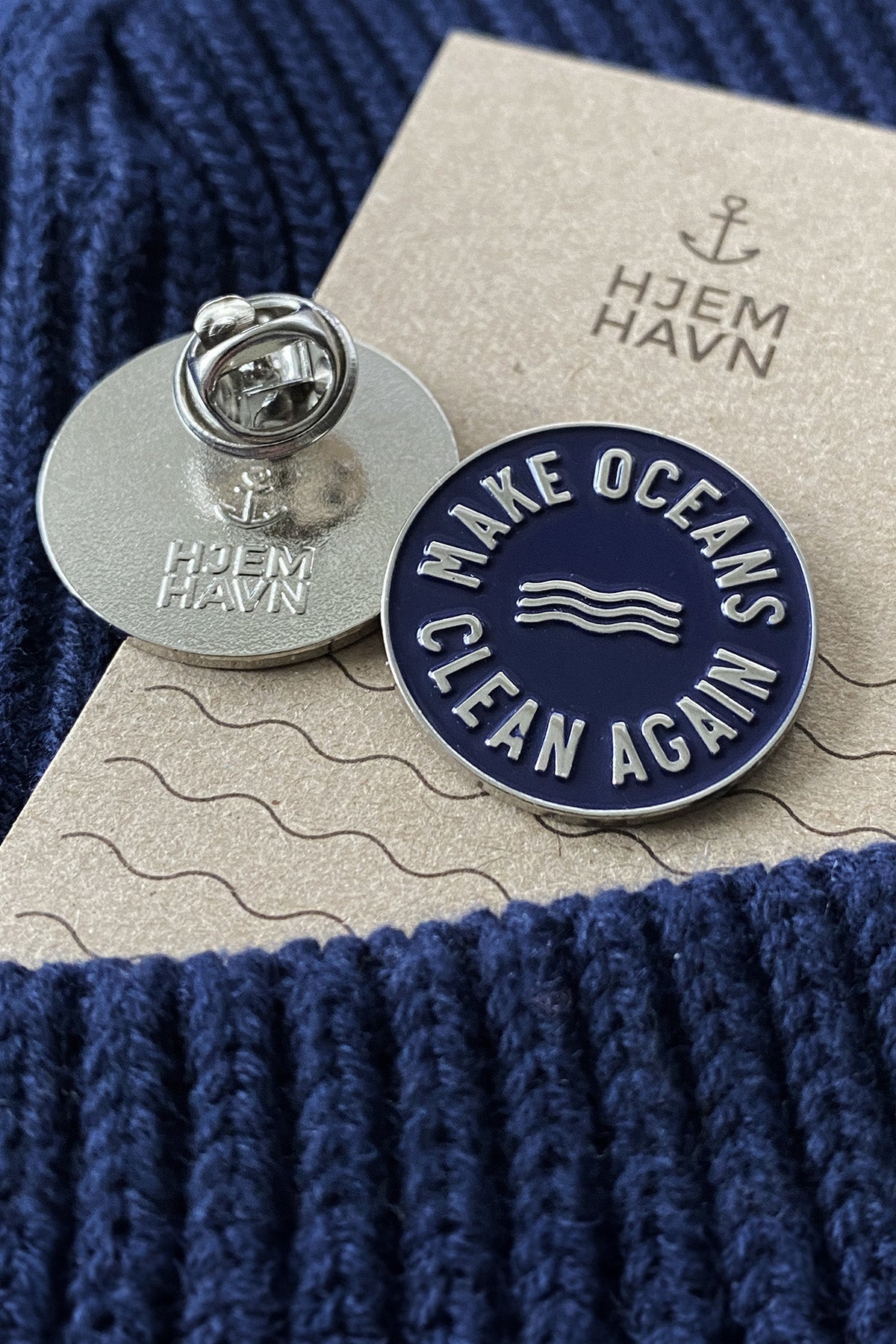 Pin - "Make Oceans Clean Again"